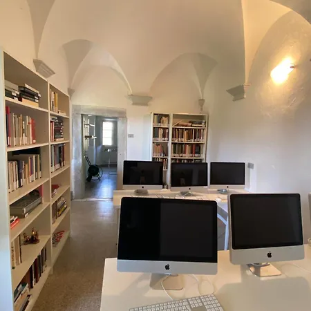 Centro Arti Visive Пьетразанта